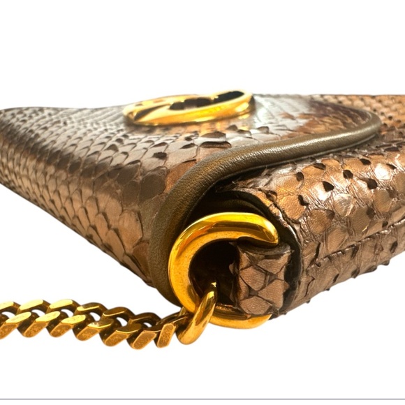 Gucci 1973 Python Crossbody Bag
Physical COA included - Picture 5 of 15